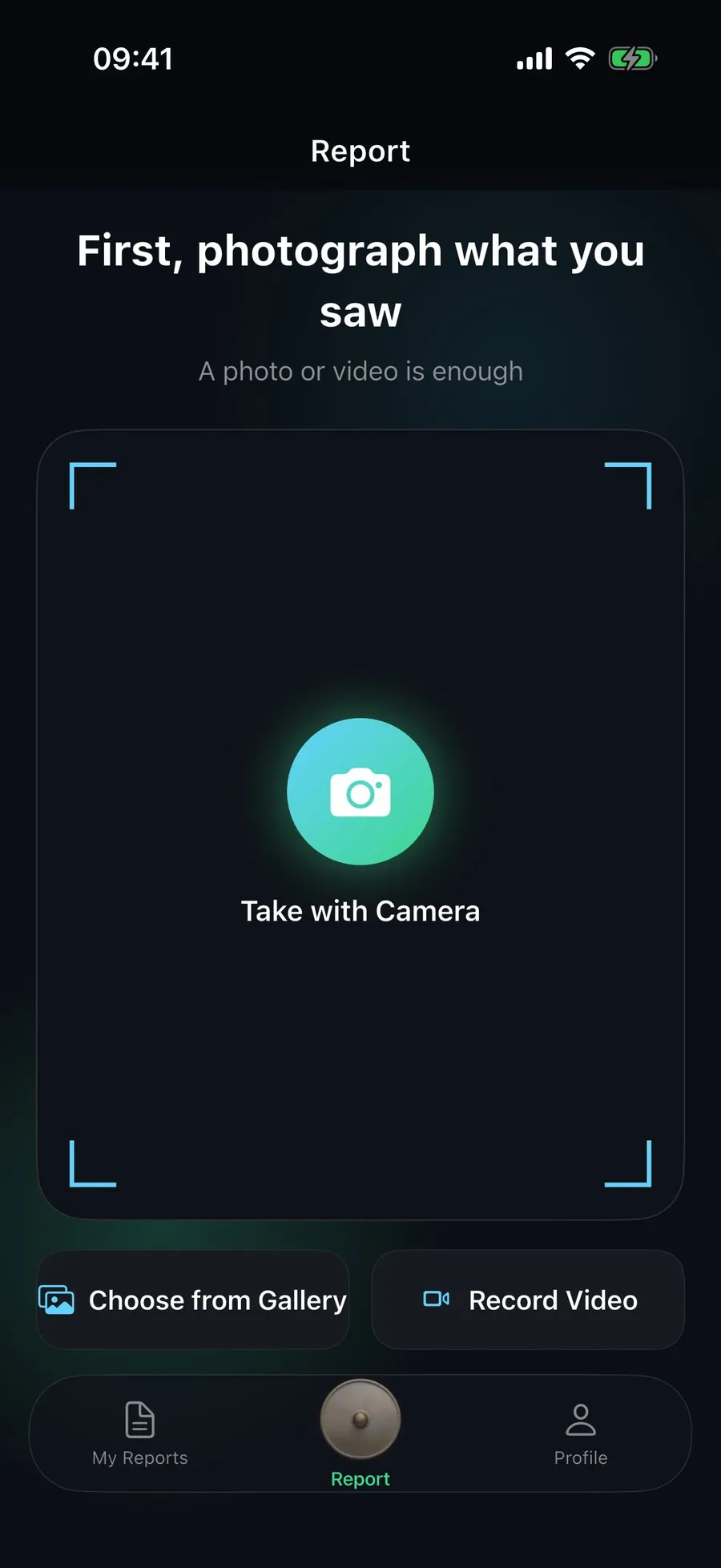 The Civesto app offering the camera, the gallery and video recording to attach evidence. Demonstration screen.