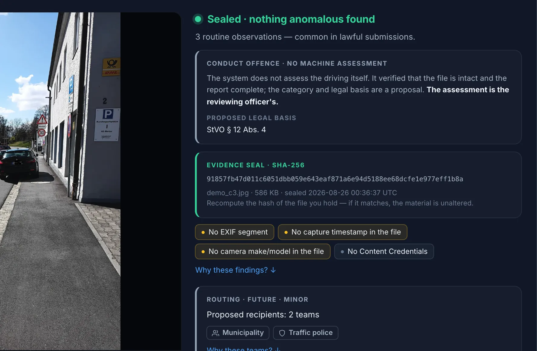 A cropped case with an attached photograph and the result of its evidence checks. Demonstration data.